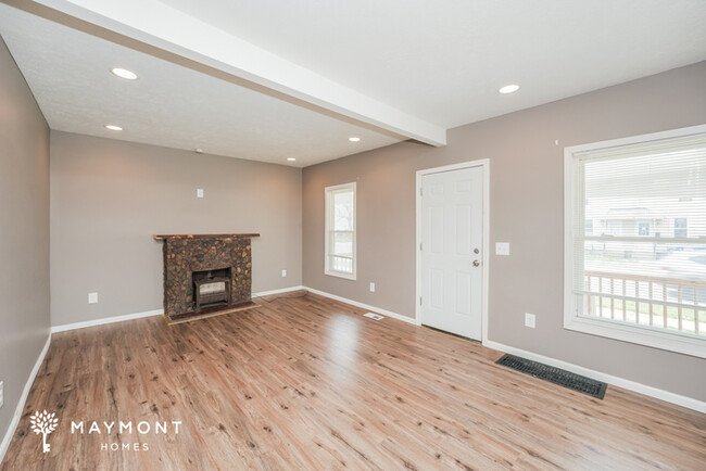 Building Photo - Charming Lorain Home