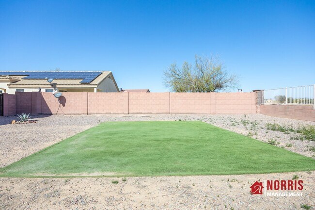 Building Photo - Spacious Home in Magic Ranch in Florence