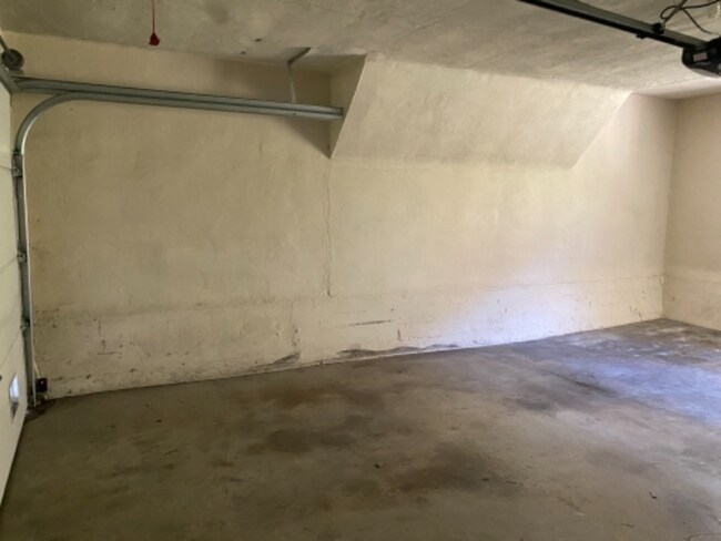 Building Photo - 940 San Jose Avenue