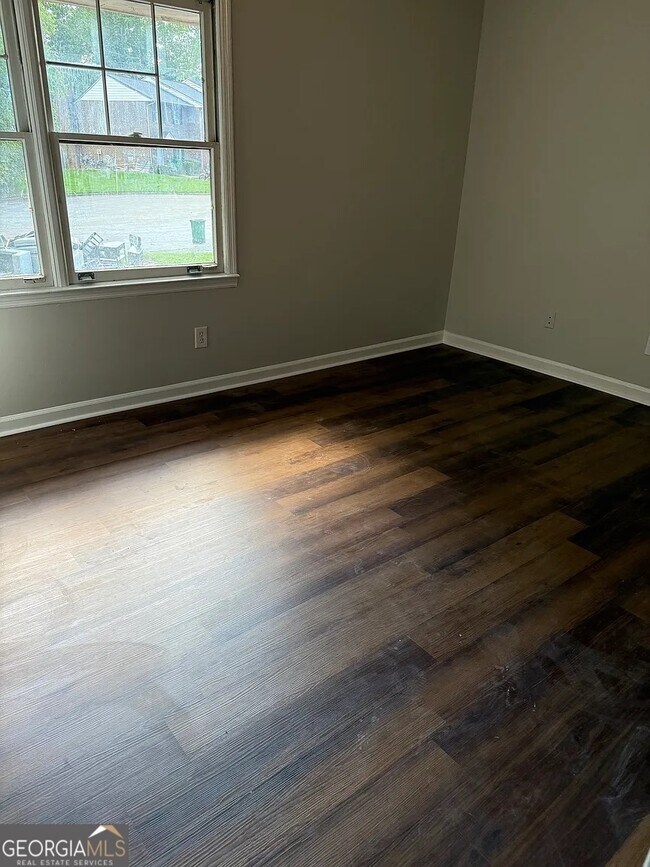 Building Photo - 4534 Golf Vista Cir