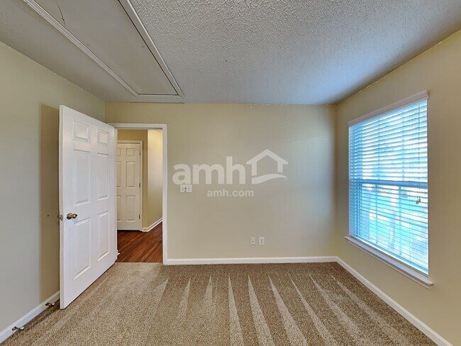 Building Photo - 4142 Appleton Hollow Ave NW