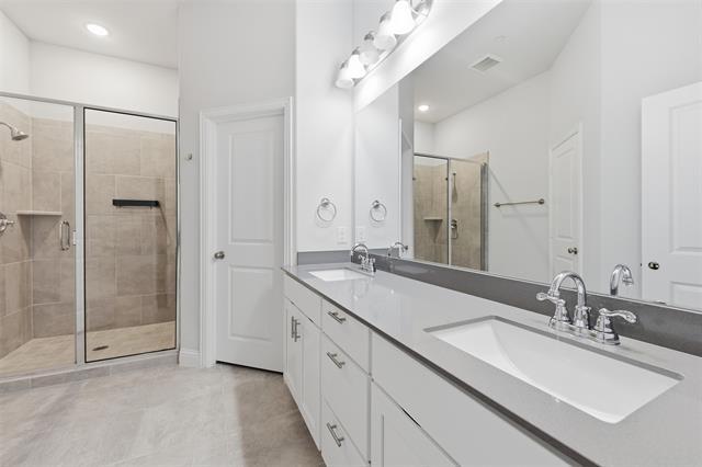 Building Photo - 8120 Foraker St