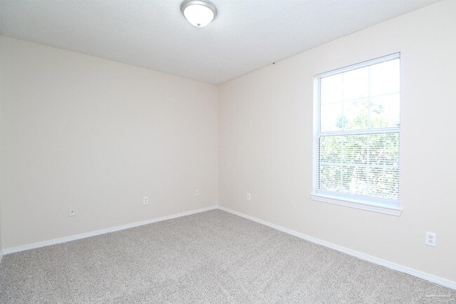 Building Photo - 1880 W Godfrey St