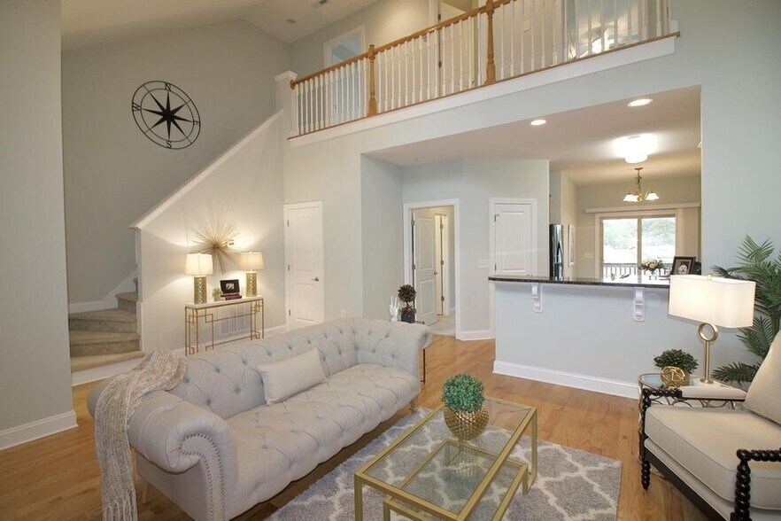 Building Photo - 45 Cypress Cir