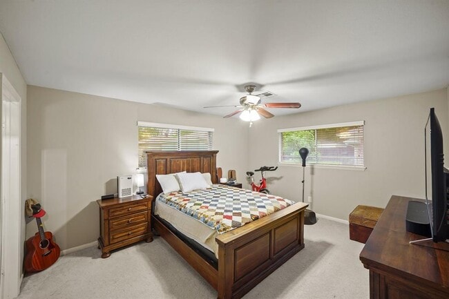 Building Photo - 5810 Wigton Dr