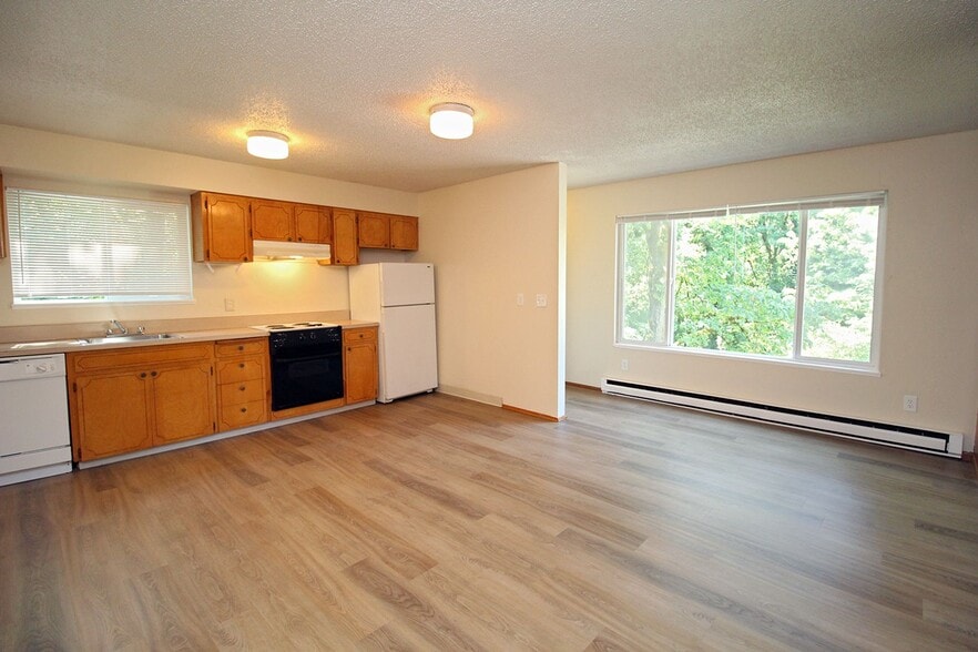Building Photo - 3736 SW 10th Ave