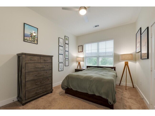 Building Photo - 2400 Louis Henna Blvd