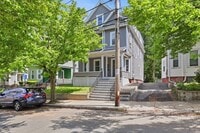 Building Photo - 121 Glendale St
