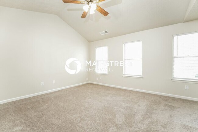 Building Photo - 4 Bedroom Pet-Friendly Home in Lithonia, G...