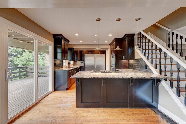 Building Photo - 3369 S Tulare Ct