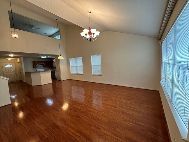 Building Photo - 14915 Sugar Sands Dr