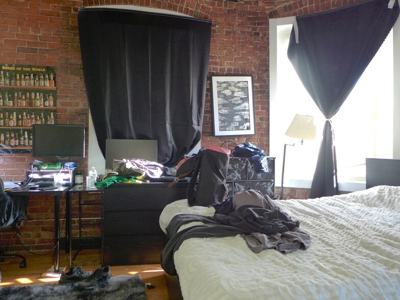 Building Photo - 18 Medfield St
