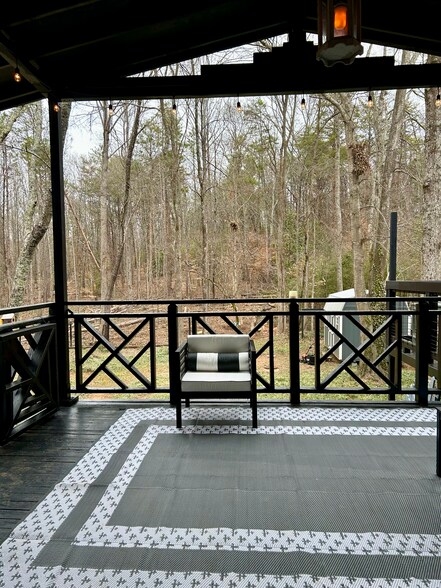 Building Photo - 510 Squire Cir