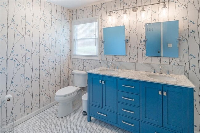 Building Photo - 1660 White Oak Way