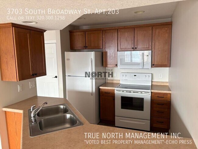 Building Photo - 3703 S Broadway St