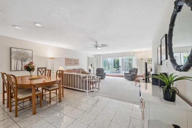 Building Photo - 3942 Trophy Blvd