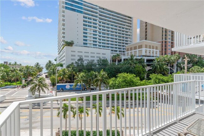 Building Photo - 95 N Birch Rd