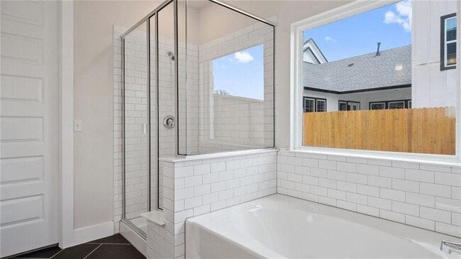 Building Photo - 7812 Hillock Terrace