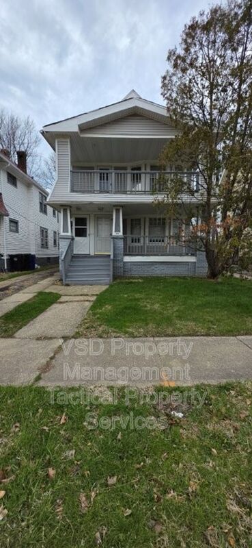 Building Photo - 12819 Edmonton Ave