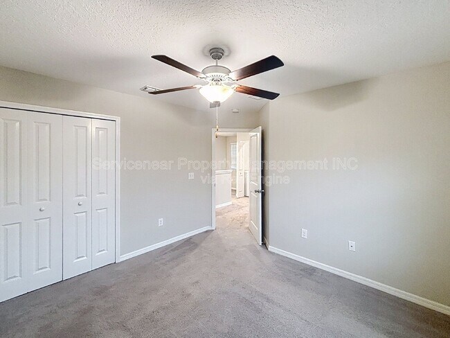 Building Photo - 7012 Samuel Ivy Dr
