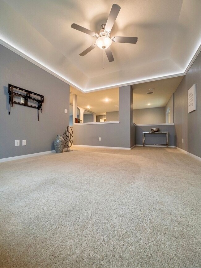 Building Photo - 17518 Cypress Hilltop Wy