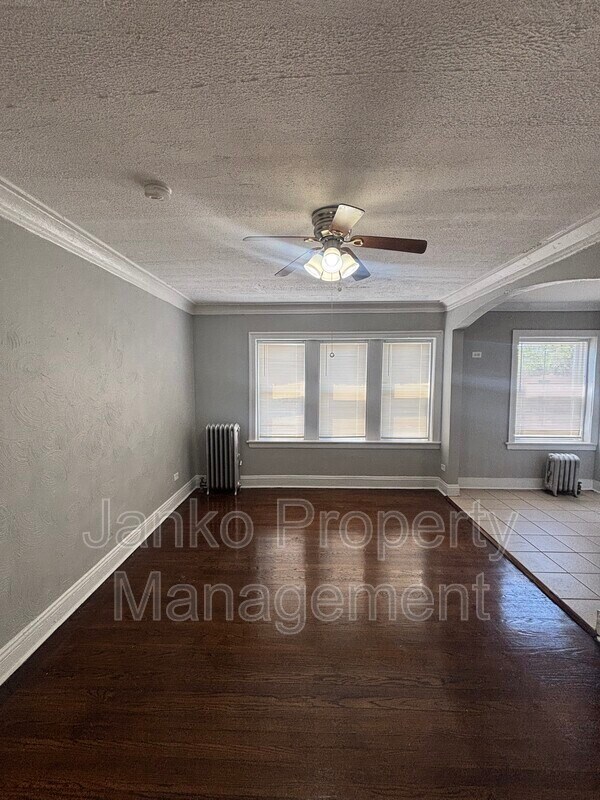 Primary Photo - 9453 S Loomis St