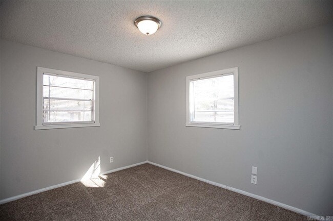 Building Photo - 2018 S Tyler St