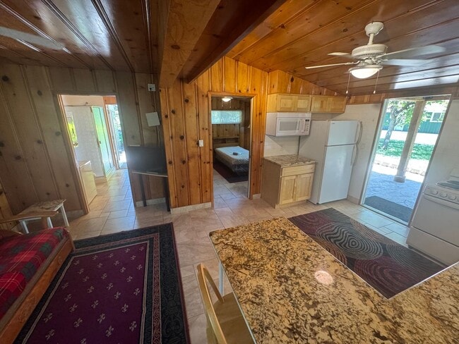 Building Photo - 3 dwelling property located in Rio Linda