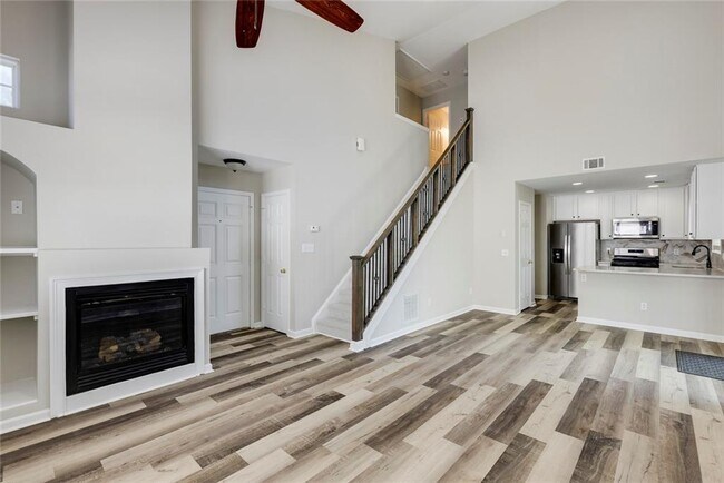 Building Photo - 283 Hiawassee Dr