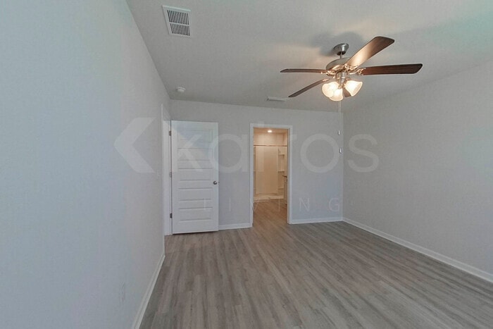 Building Photo - 118 Metalmark Dr