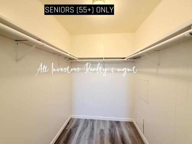 Building Photo - 200 N El Camino Real