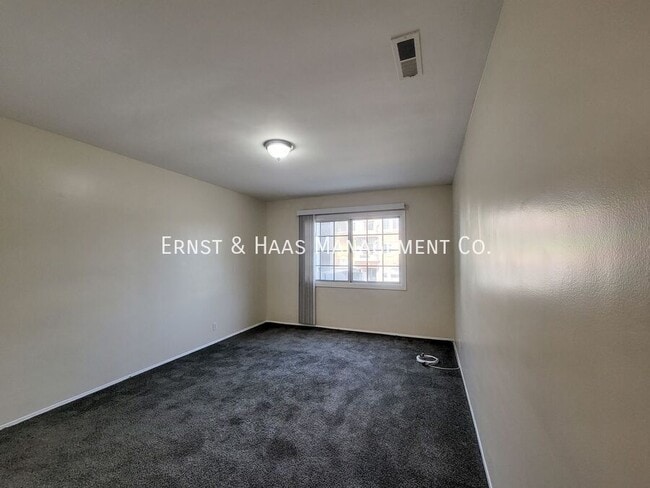 Building Photo - 21 Alamitos Ave