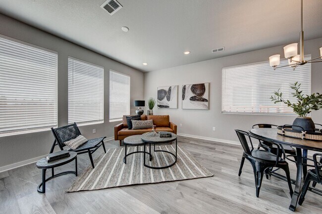 Building Photo - Gorgeous New Build 3 Bed 2 1/2 Bath in Tim...
