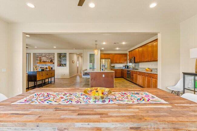 Building Photo - 74131 Imperial Ct E