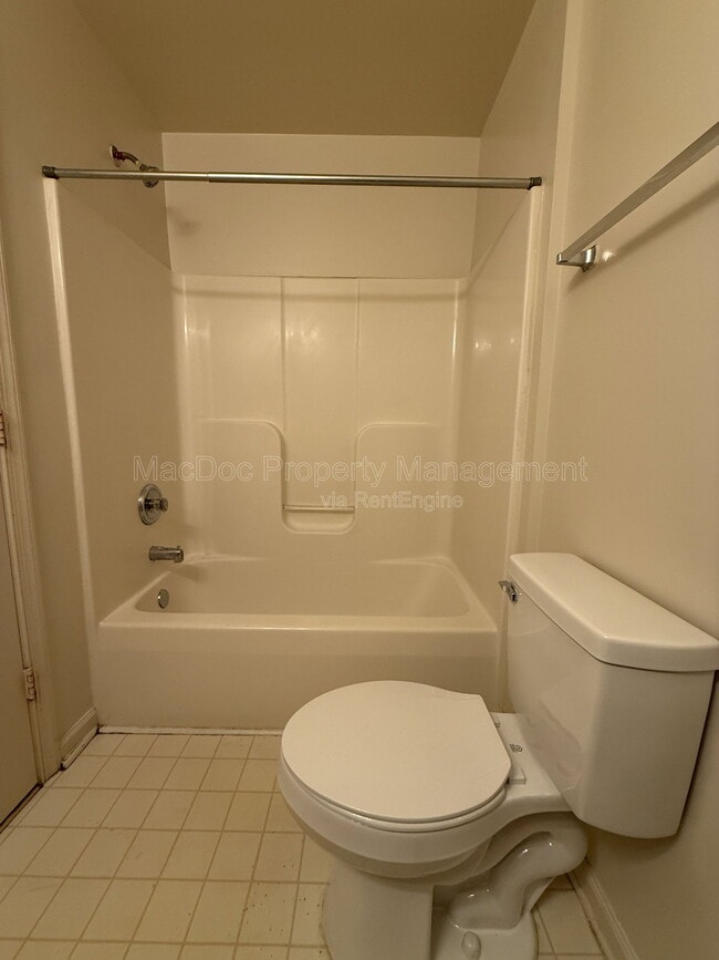 Building Photo - 11009 Bevin Dr