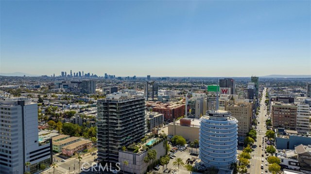 Building Photo - 6250 Hollywood Blvd