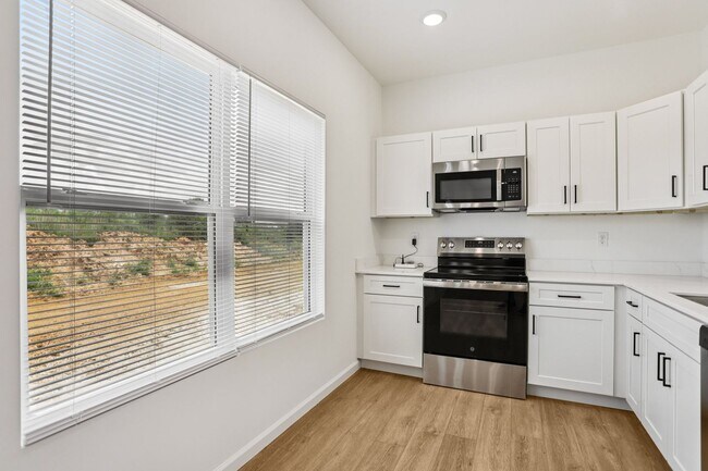 Building Photo - 41 Santo Domingo Dr
