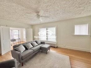 Building Photo - 3612 Ingersoll Ave