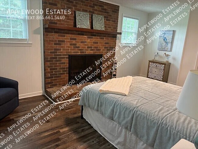 Building Photo - 3084 Old Furnace Rd