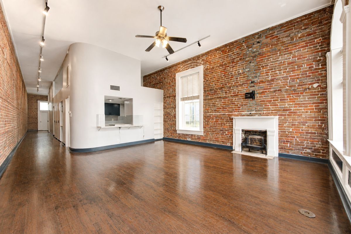 Building Photo - 213 23rd Street Rear