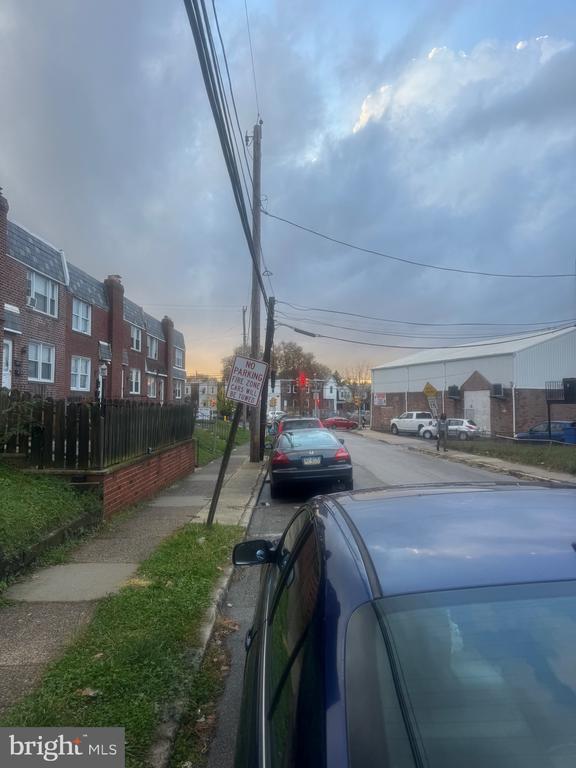 Building Photo - 7124 Clinton Rd