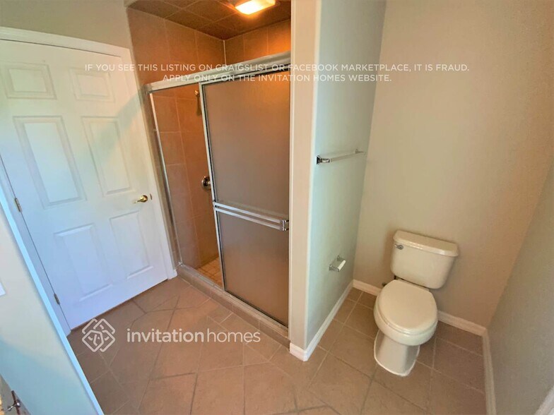 Building Photo - 2144 Edelweiss Loop