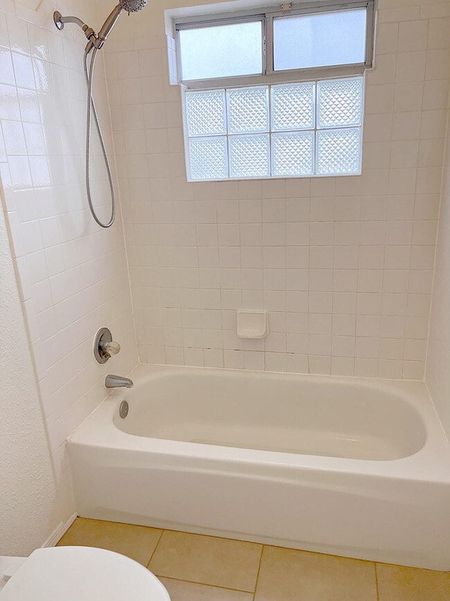 Building Photo - 7125 Tierra Taos Dr