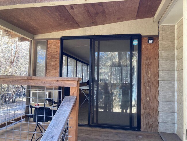 Building Photo - 680 Dutch Creek Rd