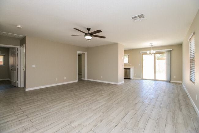 Building Photo - 11234 E Sunland Ave