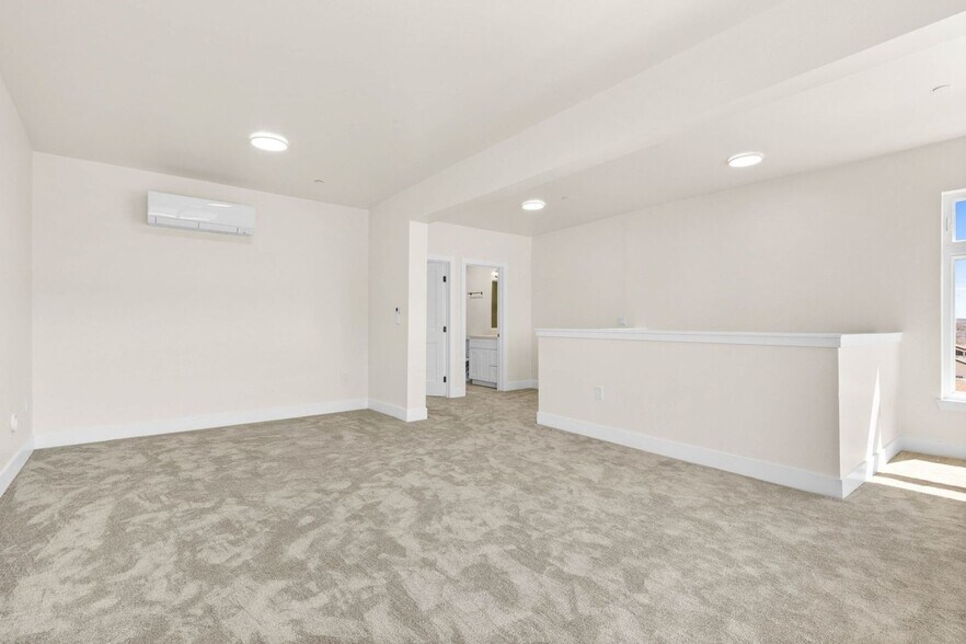 Building Photo - 3580 W 66th Ave