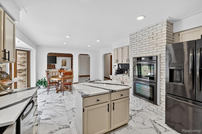 Building Photo - 29801 Deer Run