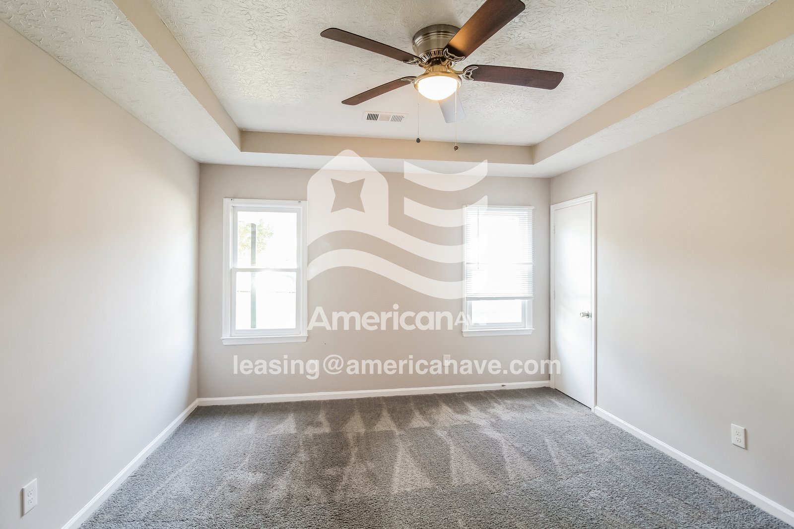 Building Photo - 882 Stafford Ct