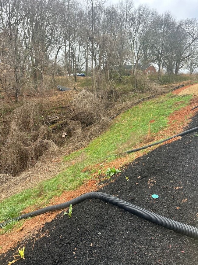 Building Photo - Brand New townhome in the heart of Newton!