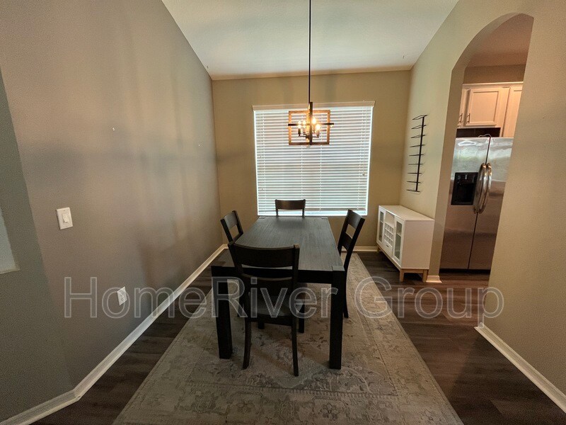 Building Photo - 12728 Avelar Creek Dr
